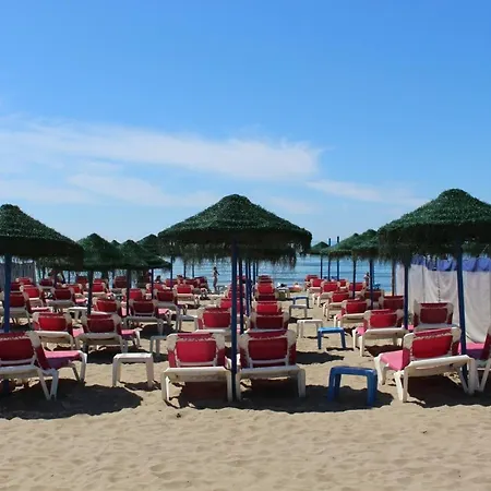 Puerto Cabopino Apartman *