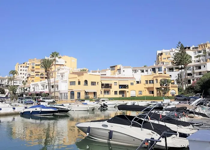 Apartment Puerto Cabopino Marbella
