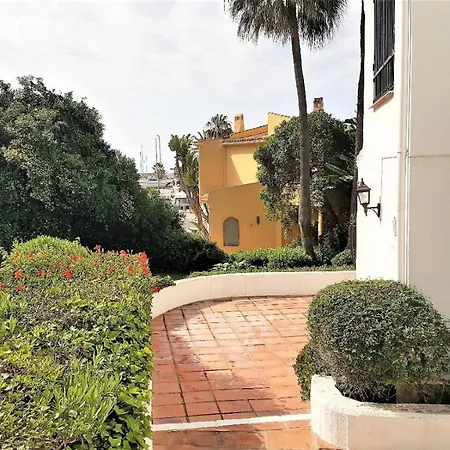 Puerto Cabopino *