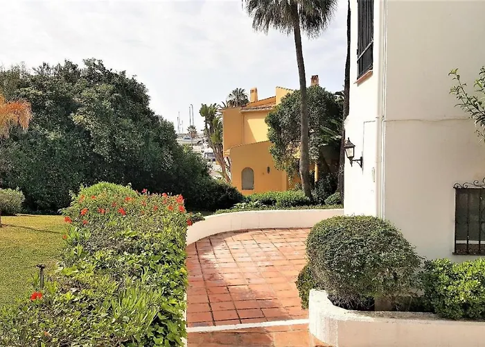 Puerto Cabopino *